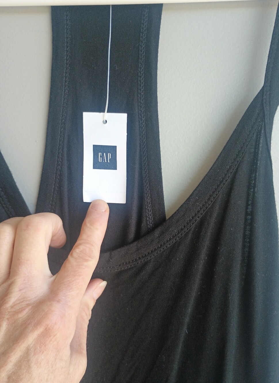 Gap - Picture 4 of 5